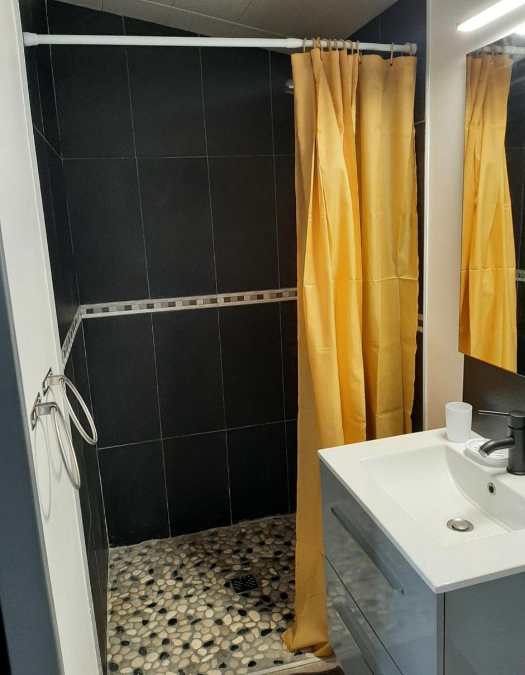 Studio De La Crevette Saint-Hilaire-Petitville Экстерьер фото